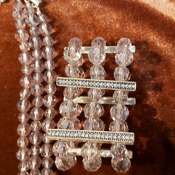 🤡2 for $40 Beaded necklace and bracelet - Picture 4 of 4